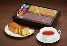 ブランデーケーキと紅茶